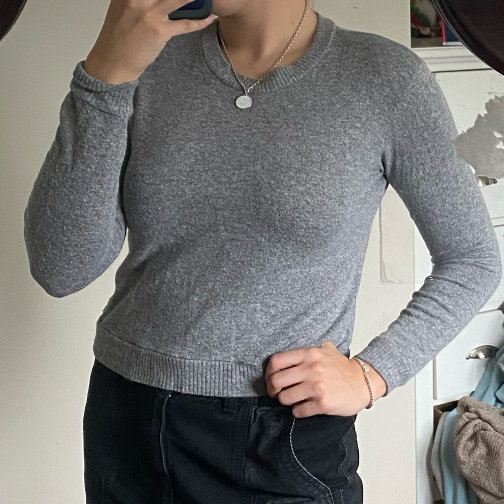 Brandy Melville grey sweater